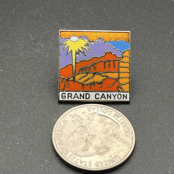 Grand Canyon United States Of America Lapel Hat Pin - Picture 2 of 3